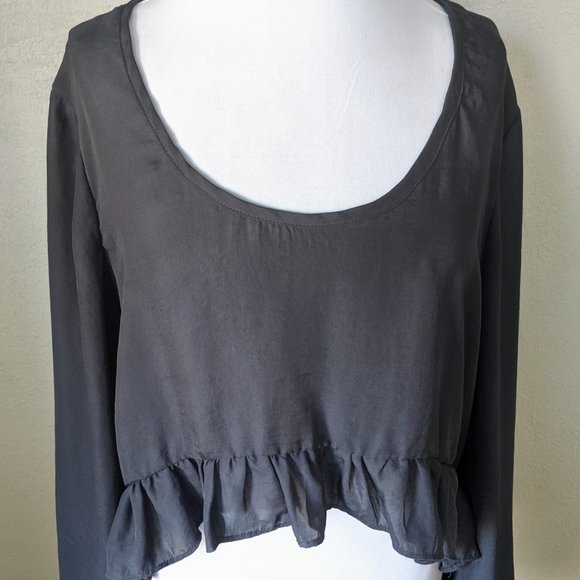 Show Me Your Mumu Horton Ruffle Crop Blouse Black - Picture 8 of 8